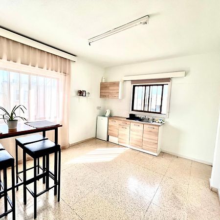 Apt On The Street Of Bars&Nightclubs In Ayia Napa 11 Apartment ภายนอก รูปภาพ
