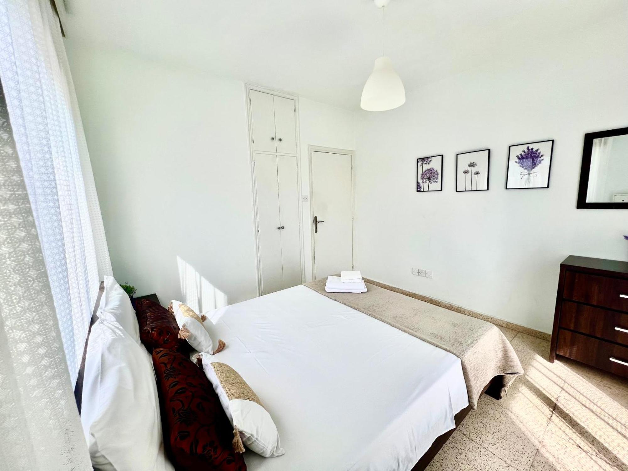 Apt On The Street Of Bars&Nightclubs In Ayia Napa 11 Apartment ภายนอก รูปภาพ