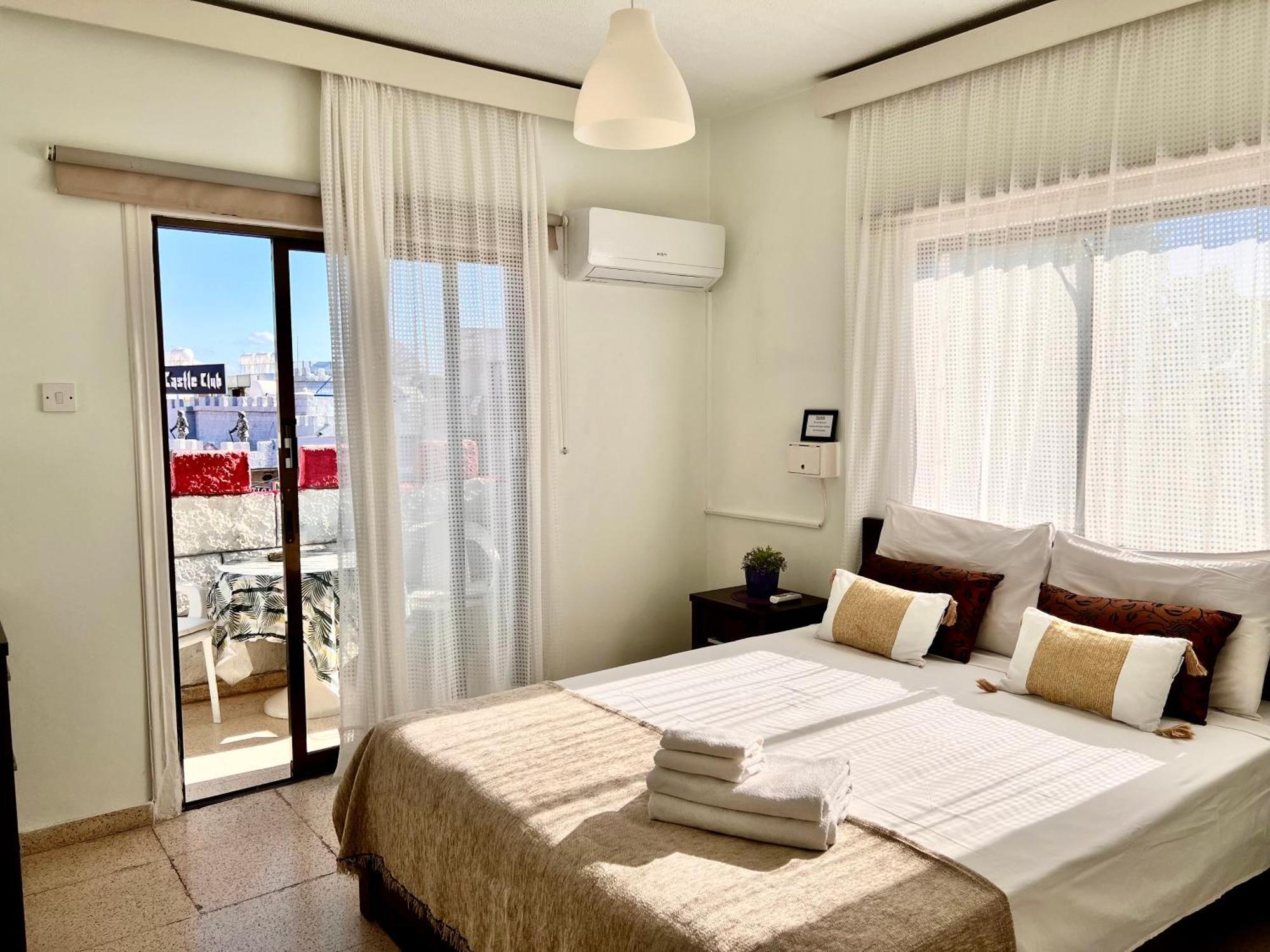 Apt On The Street Of Bars&Nightclubs In Ayia Napa 11 Apartment ภายนอก รูปภาพ